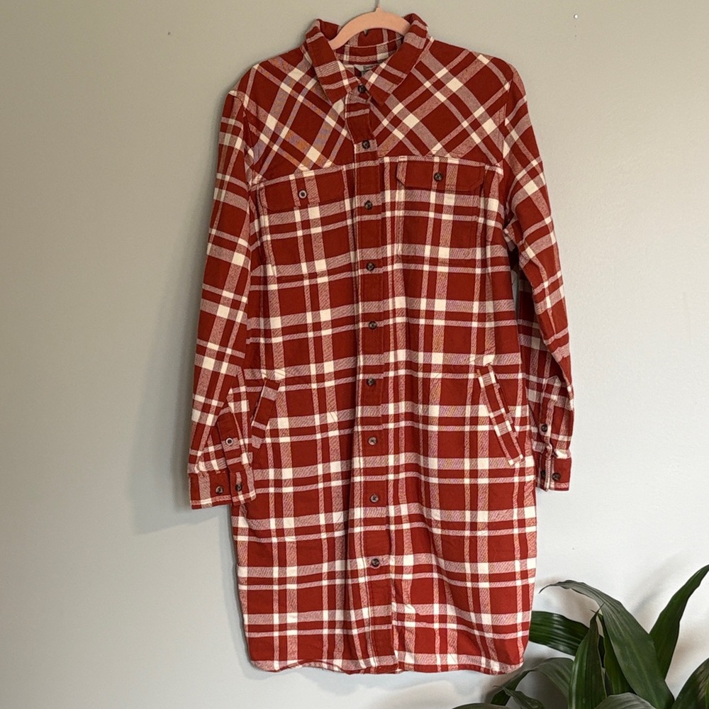 Duluth Trading Co Rust and White duster